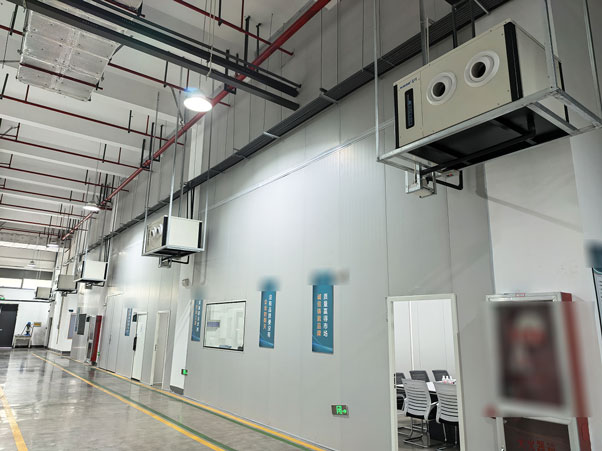 生產(chǎn)車(chē)間制冷降溫，安裝蒸發(fā)冷省電空調(diào)-臥式射流空調(diào)機(jī)組