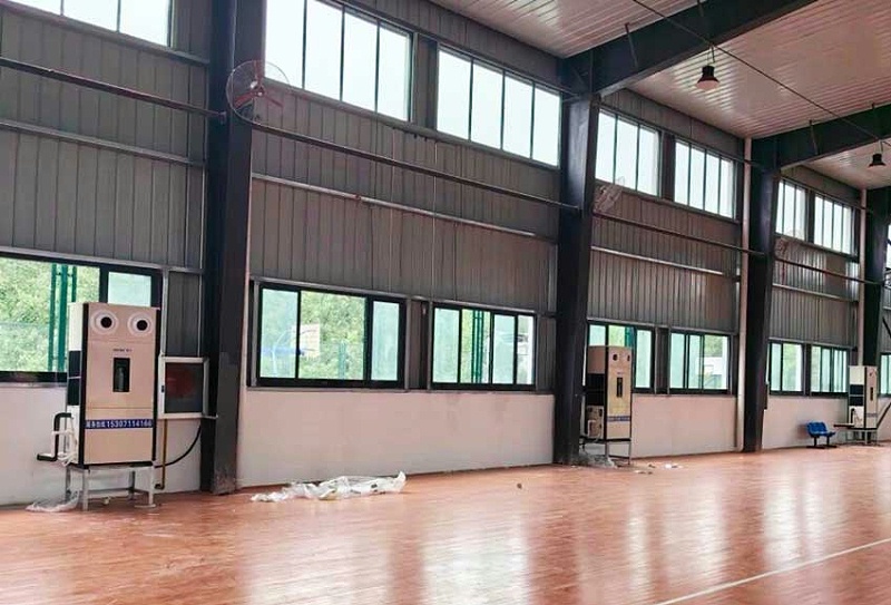 體育場館制冷降溫，安裝星科蒸發(fā)冷省電空調(diào)-立式射流空調(diào)機組